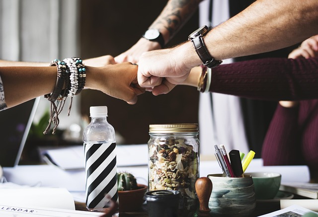 Comment se démarquer en freelance : stratégies efficaces à adopter en 2025
