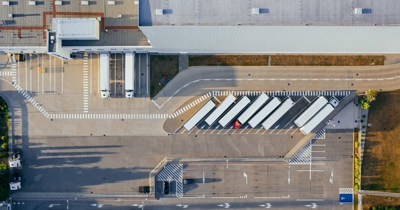 Machines de tri courrier mixte : les 5 solutions à comparer en 2026