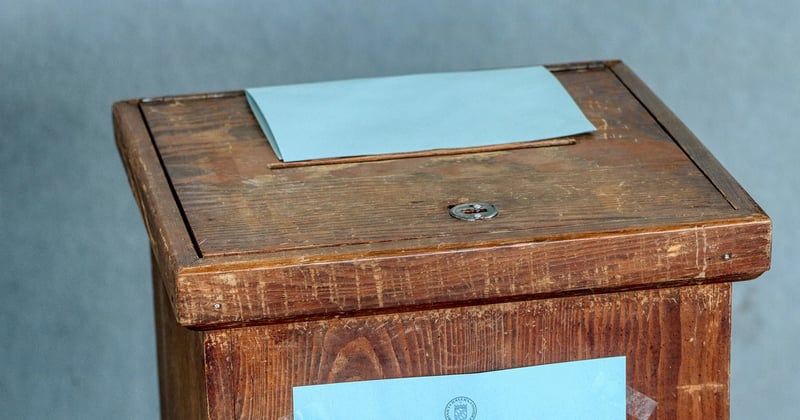 Les régimes politiques expliqués simplement : guide complet pour tout comprendre